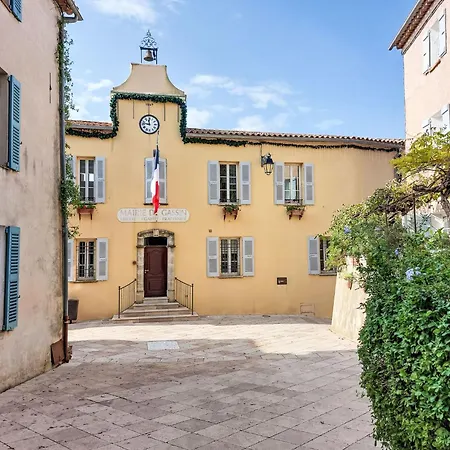 Vakantiehuis Les Parcs De Gassin-3 By Interhome Saint-Tropez